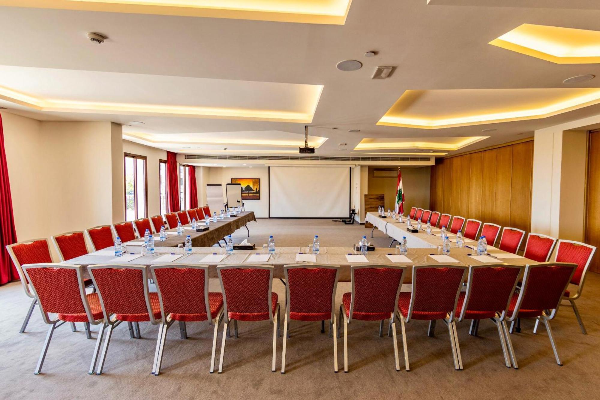 Majestic Byblos Grand Hotel Bagian luar foto
